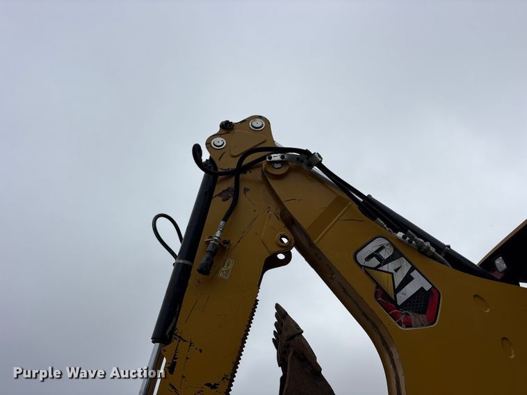 image for item ES8923 2022 Caterpillar 420 backhoe