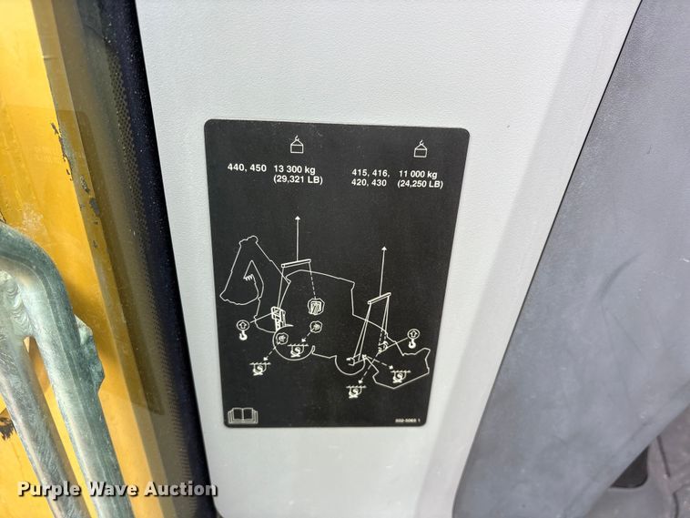 image for item ES8923 2022 Caterpillar 420 backhoe