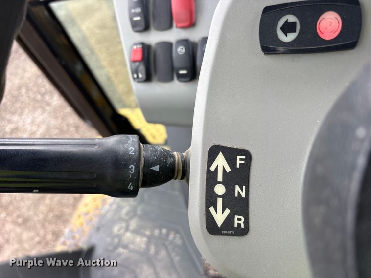 image for item ES8923 2022 Caterpillar 420 backhoe