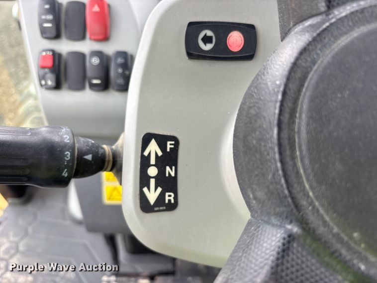 image for item ES8923 2022 Caterpillar 420 backhoe