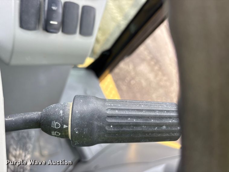 image for item ES8923 2022 Caterpillar 420 backhoe