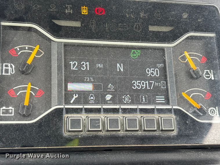 image for item ES8923 2022 Caterpillar 420 backhoe