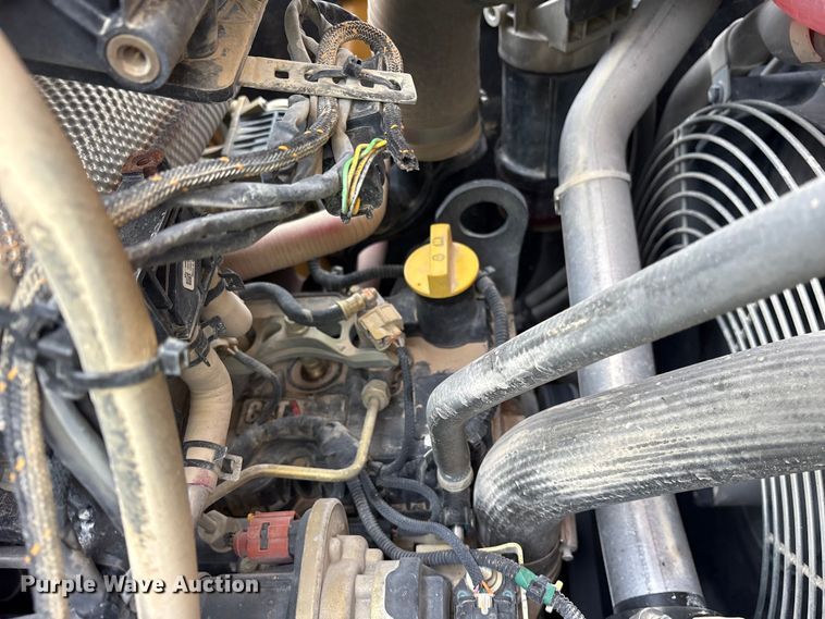 image for item ES8923 2022 Caterpillar 420 backhoe