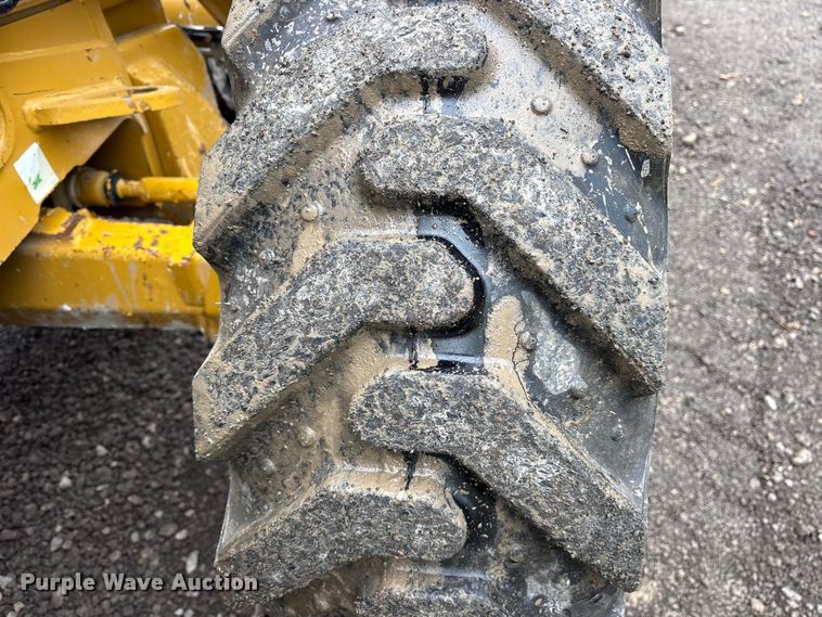 image for item ES8923 2022 Caterpillar 420 backhoe