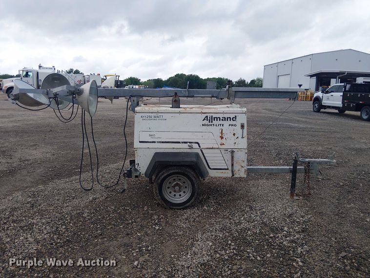 image for item ES8924 Allmand Night-Lite Pro light plant