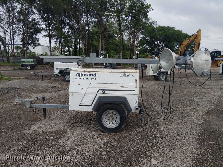 image for item ES8924 Allmand Night-Lite Pro light plant