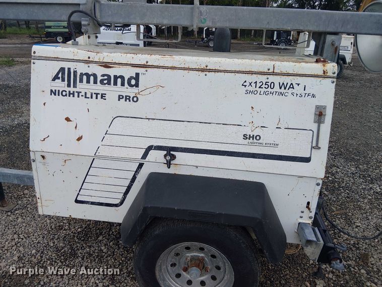 image for item ES8924 Allmand Night-Lite Pro light plant