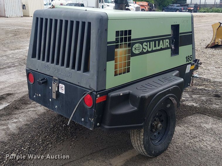 image for item ES8928 2019 Sullair 185D air compressor