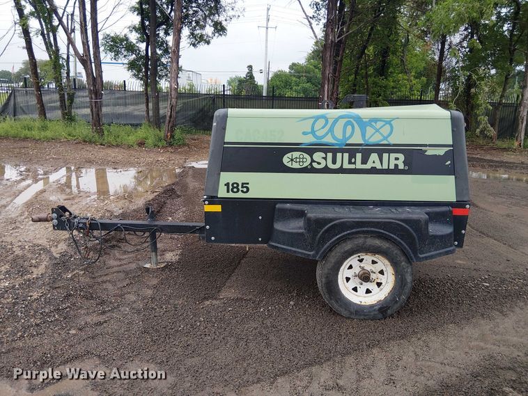 image for item ES8928 2019 Sullair 185D air compressor