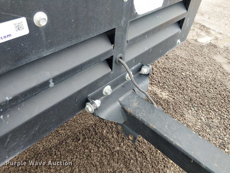 image for item ES8928 2019 Sullair 185D air compressor