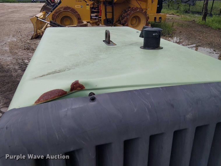 image for item ES8928 2019 Sullair 185D air compressor