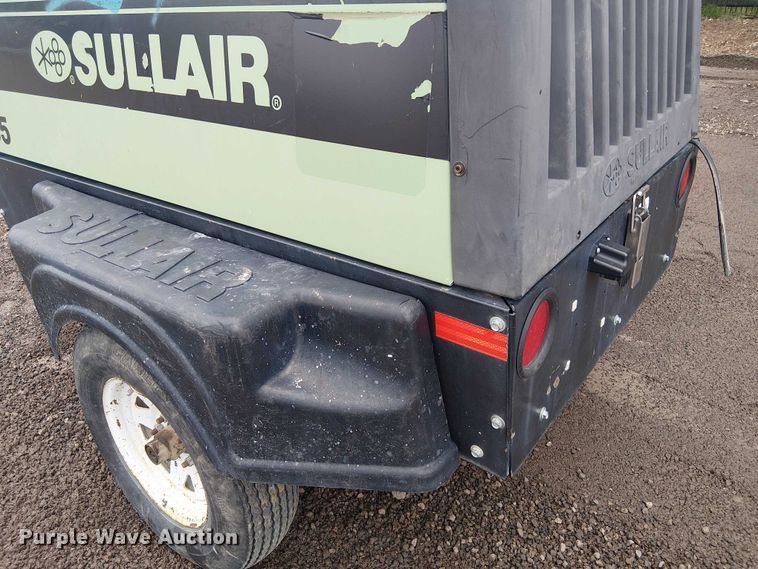 image for item ES8928 2019 Sullair 185D air compressor