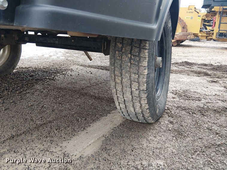 image for item ES8928 2019 Sullair 185D air compressor