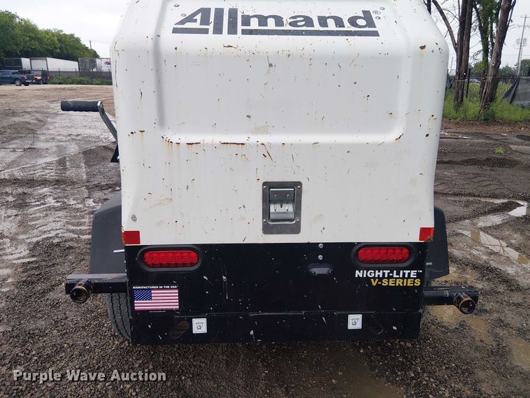 image for item ES8929 2021 Allmand Night-Lite V-Series light plant