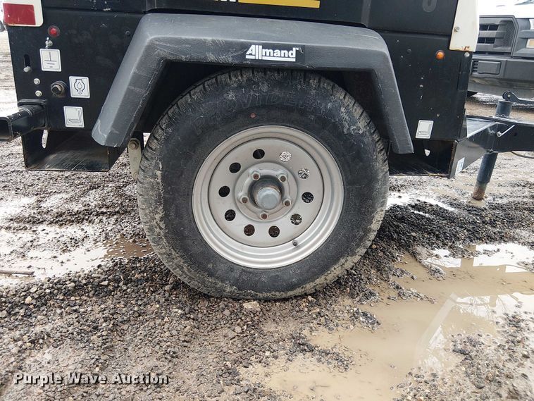 image for item ES8929 2021 Allmand Night-Lite V-Series light plant