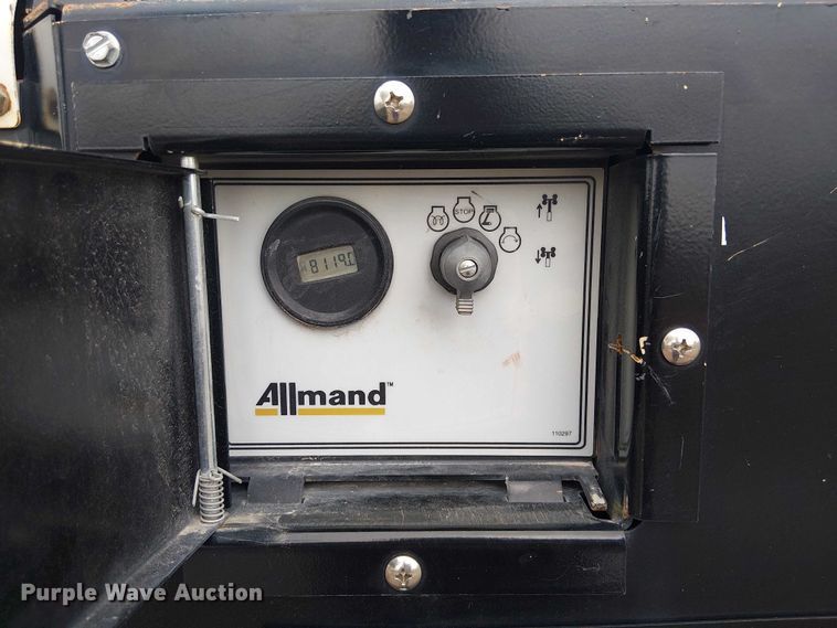 image for item ES8931 2021 Allmand Night-Lite V-Series light plant