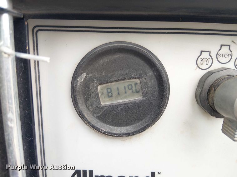 image for item ES8931 2021 Allmand Night-Lite V-Series light plant