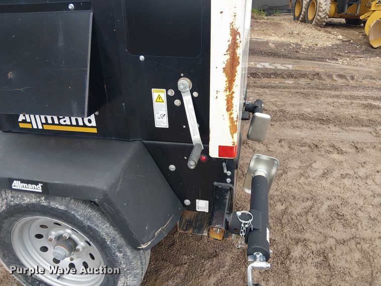 image for item ES8931 2021 Allmand Night-Lite V-Series light plant