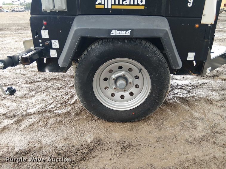 image for item ES8931 2021 Allmand Night-Lite V-Series light plant