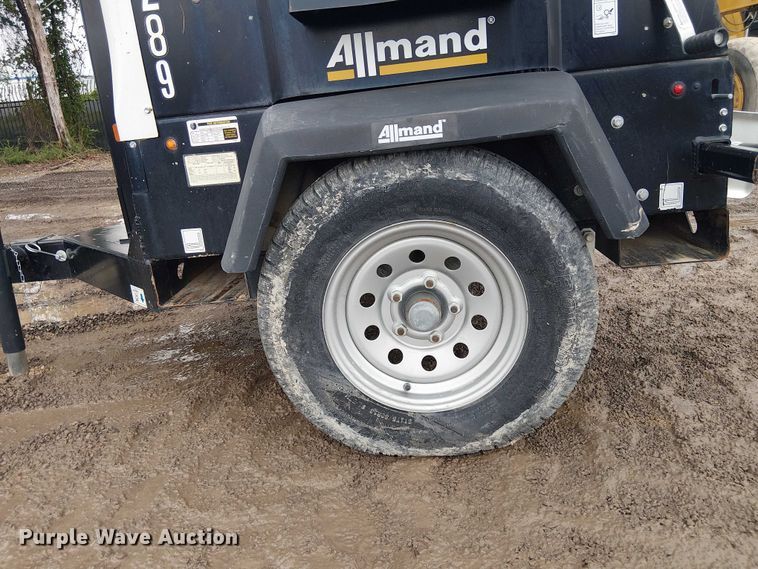 image for item ES8931 2021 Allmand Night-Lite V-Series light plant