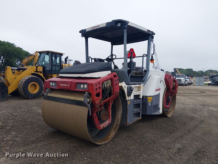 image for item ES8932 2018 Dynapac CC4200 VI double drum vibratory roller