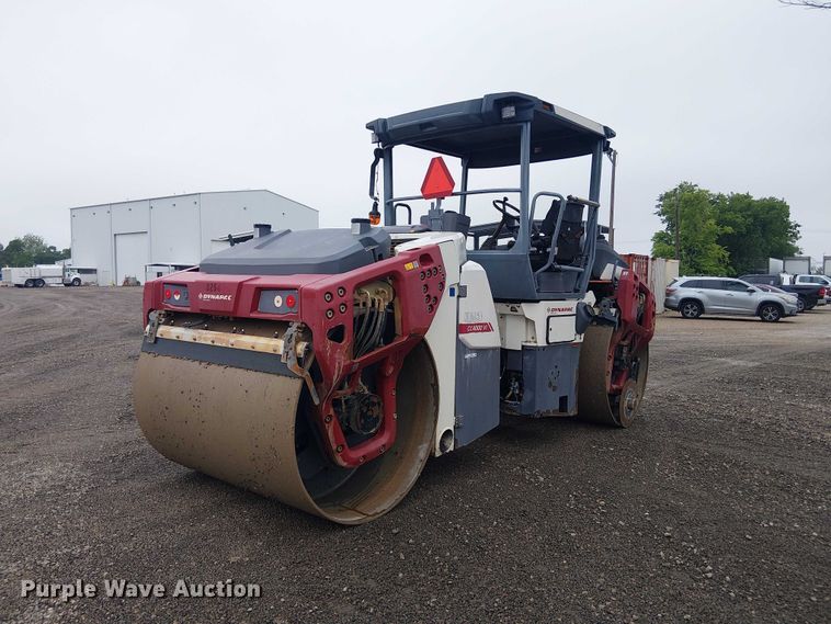 image for item ES8932 2018 Dynapac CC4200 VI double drum vibratory roller