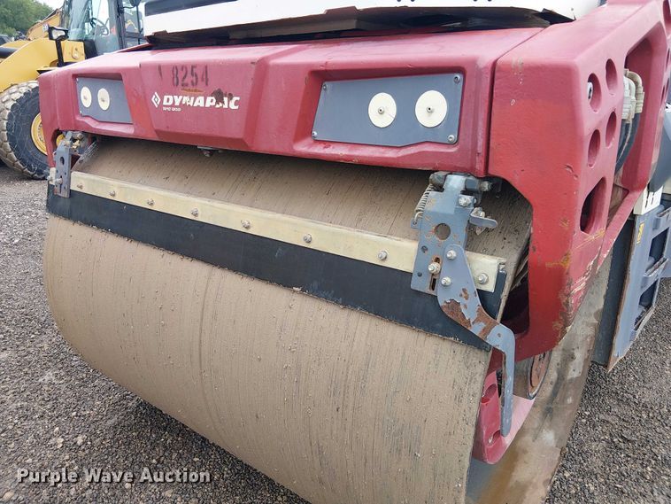 image for item ES8932 2018 Dynapac CC4200 VI double drum vibratory roller