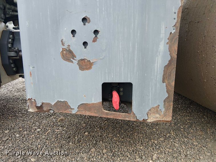 image for item ES8932 2018 Dynapac CC4200 VI double drum vibratory roller