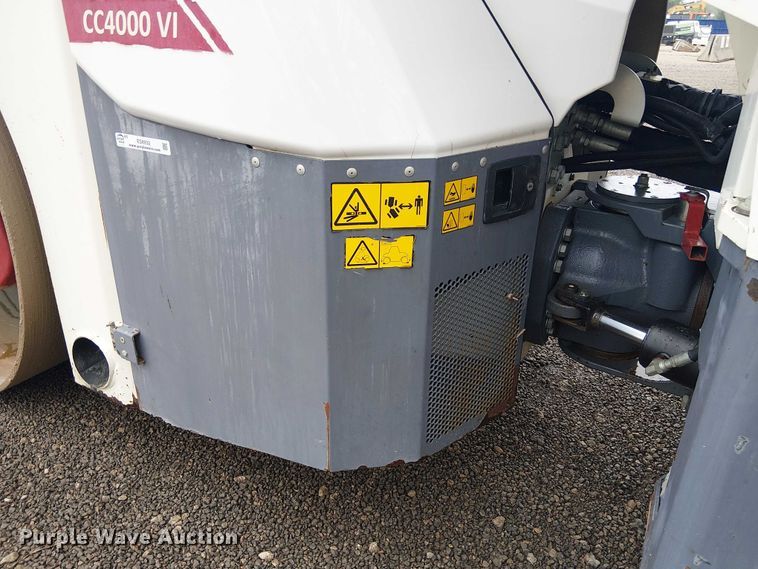 image for item ES8932 2018 Dynapac CC4200 VI double drum vibratory roller