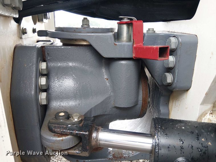 image for item ES8932 2018 Dynapac CC4200 VI double drum vibratory roller