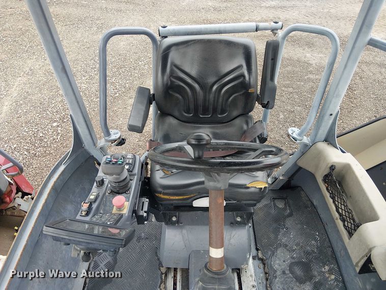 image for item ES8932 2018 Dynapac CC4200 VI double drum vibratory roller