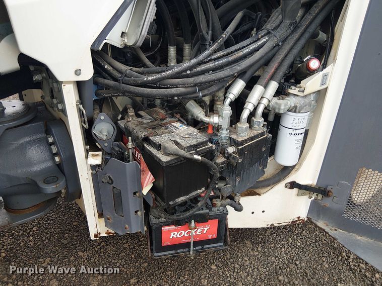 image for item ES8932 2018 Dynapac CC4200 VI double drum vibratory roller