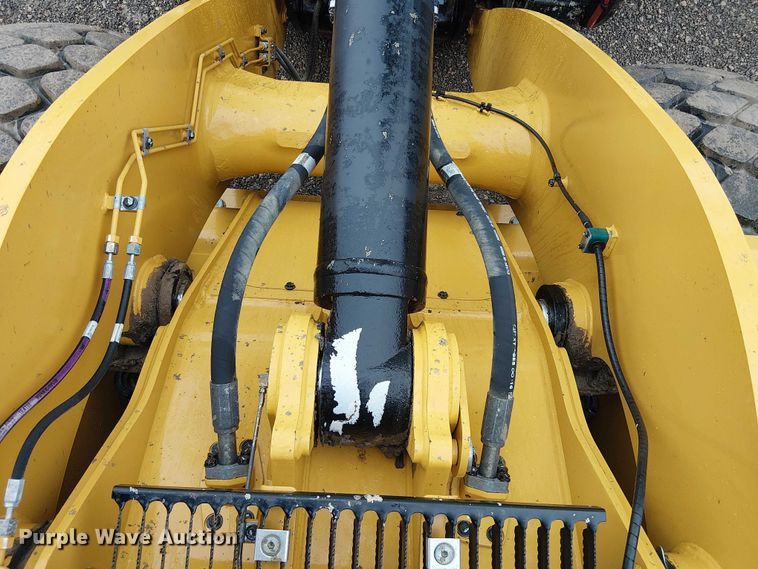image for item ES8933 2021 Caterpillar 950M wheel loader