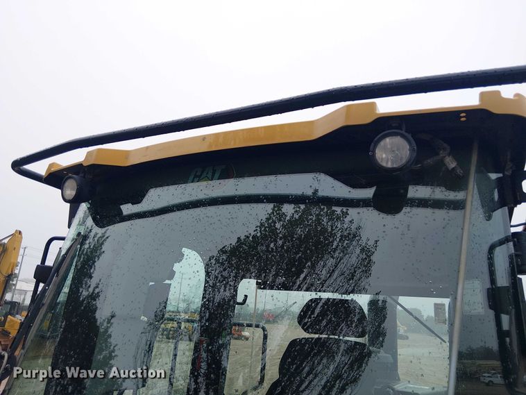 image for item ES8933 2021 Caterpillar 950M wheel loader