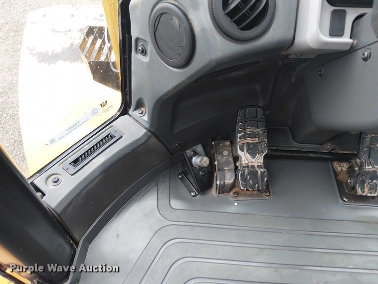 image for item ES8933 2021 Caterpillar 950M wheel loader