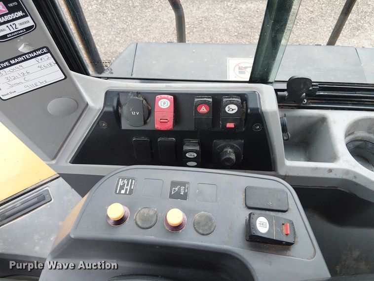 image for item ES8933 2021 Caterpillar 950M wheel loader