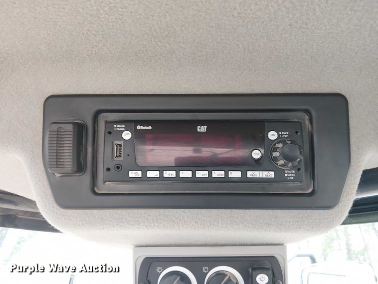 image for item ES8933 2021 Caterpillar 950M wheel loader