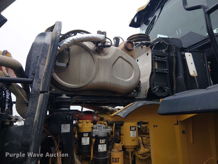 image for item ES8933 2021 Caterpillar 950M wheel loader