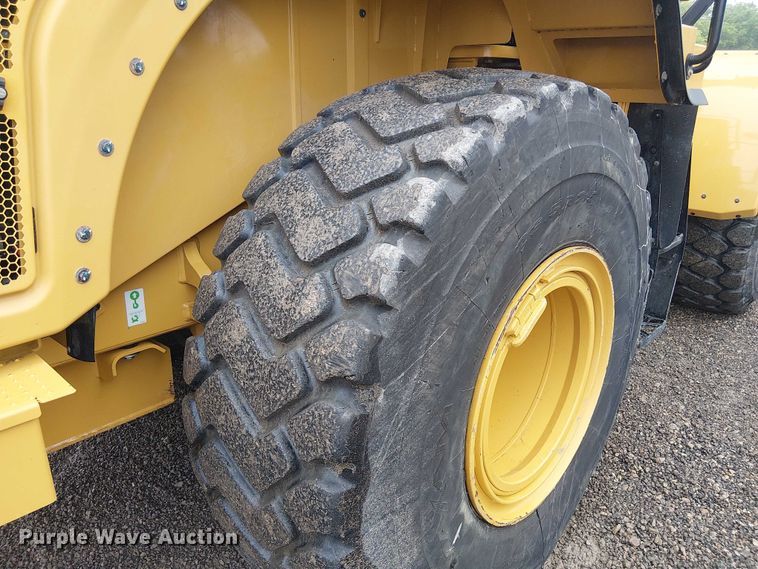 image for item ES8933 2021 Caterpillar 950M wheel loader