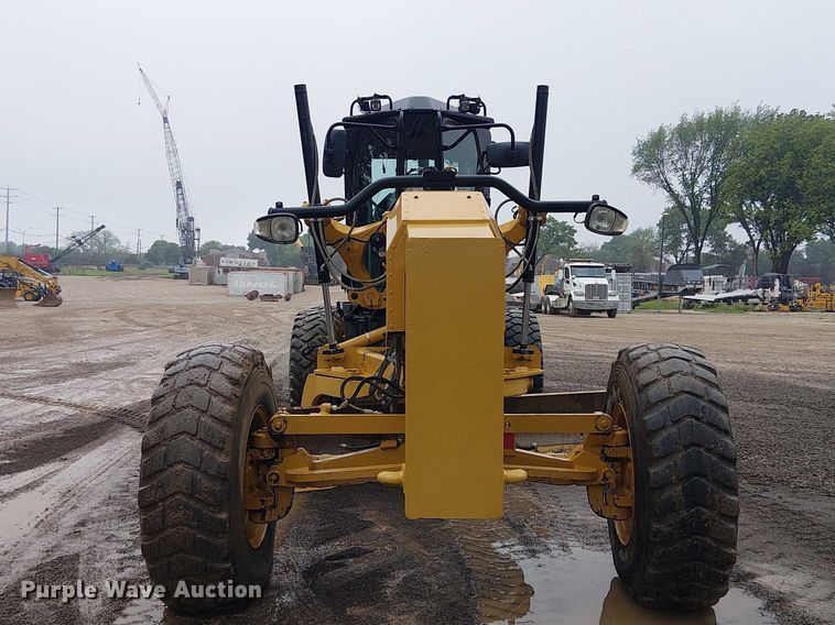 image for item ES8934 2021 Caterpillar 150 motor grader