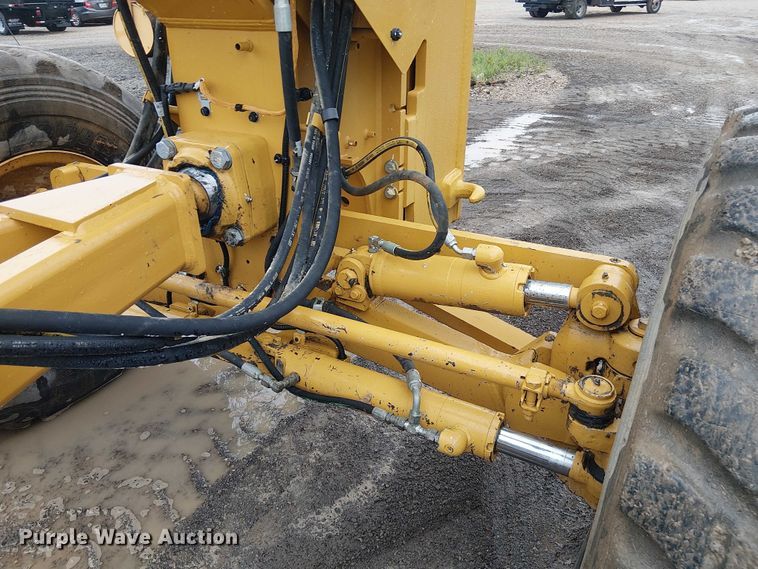 image for item ES8934 2021 Caterpillar 150 motor grader