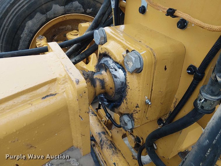 image for item ES8934 2021 Caterpillar 150 motor grader