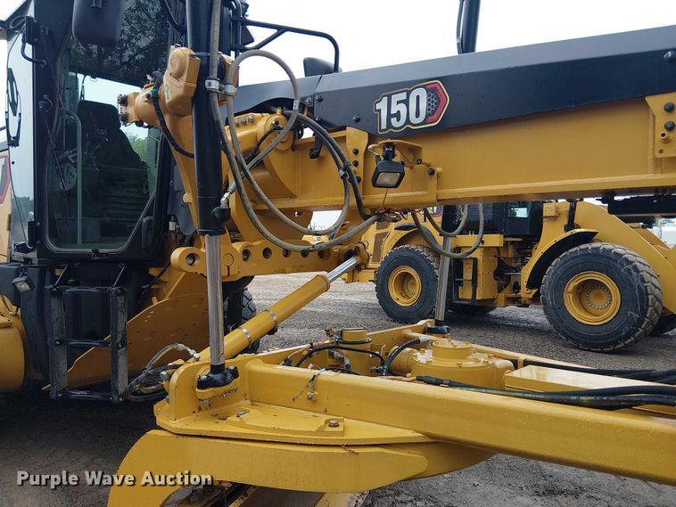 image for item ES8934 2021 Caterpillar 150 motor grader