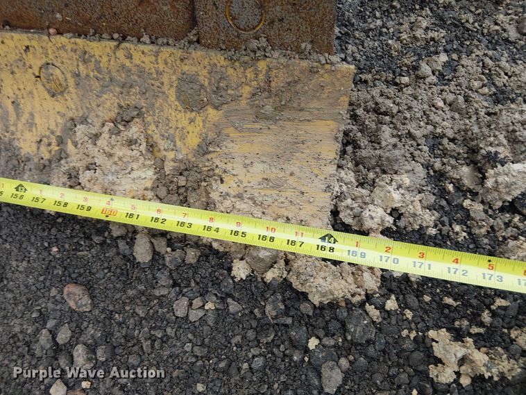 image for item ES8934 2021 Caterpillar 150 motor grader