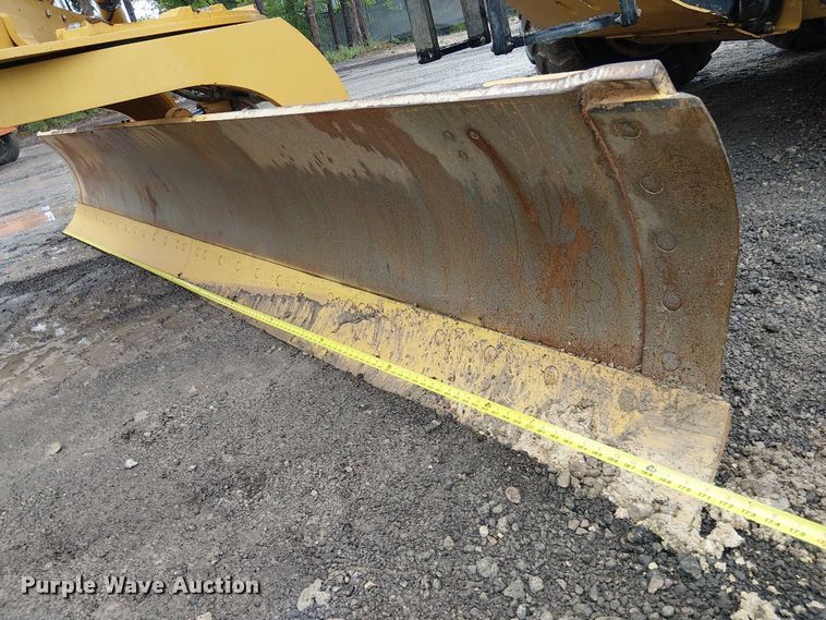 image for item ES8934 2021 Caterpillar 150 motor grader