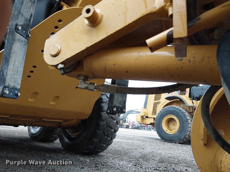 image for item ES8934 2021 Caterpillar 150 motor grader