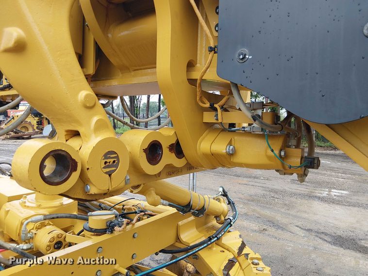 image for item ES8934 2021 Caterpillar 150 motor grader