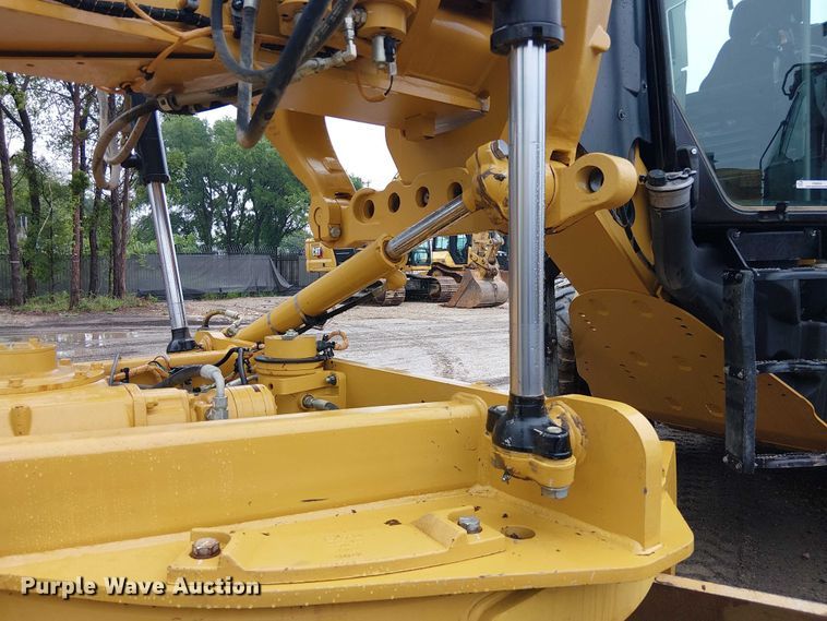 image for item ES8934 2021 Caterpillar 150 motor grader