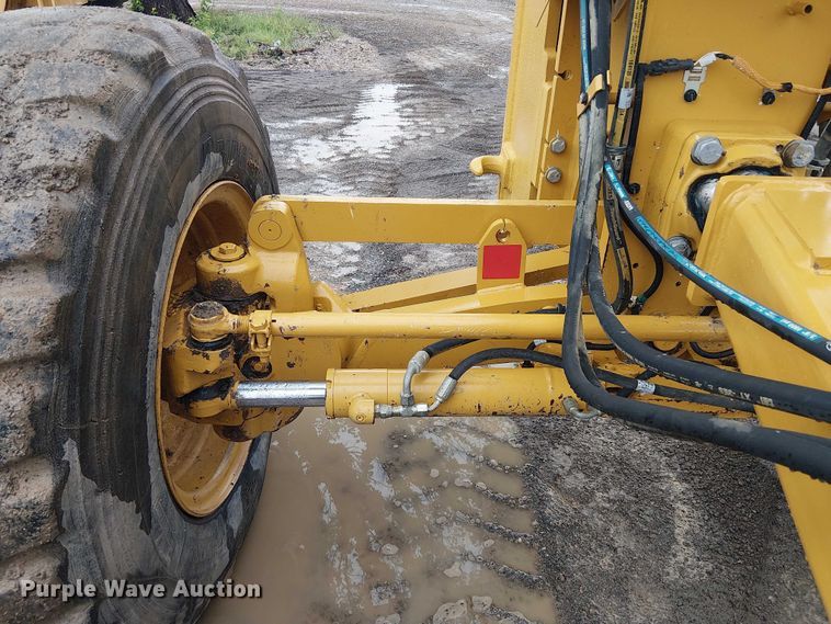 image for item ES8934 2021 Caterpillar 150 motor grader