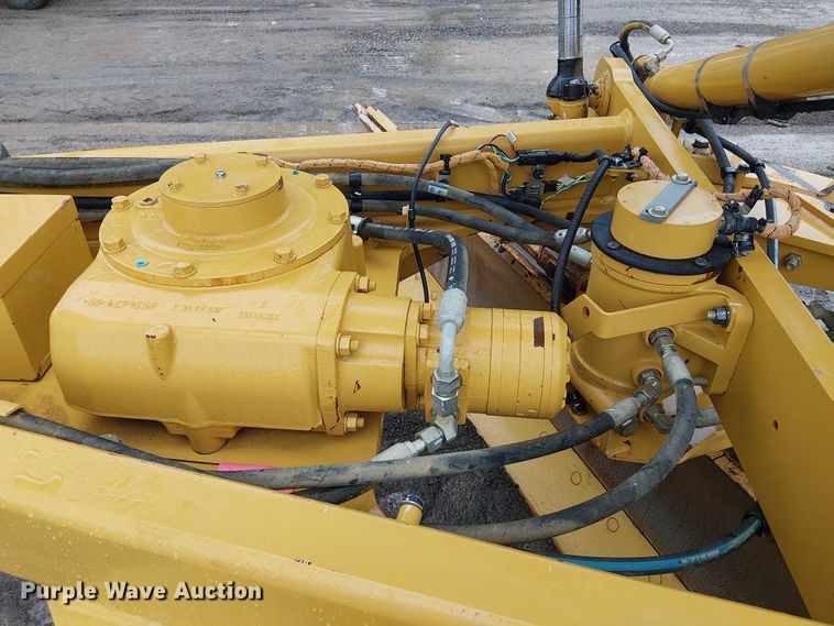 image for item ES8934 2021 Caterpillar 150 motor grader